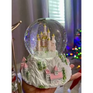 NWOT Beautiful Circa Pink Princess Winter Castle Snow Globe